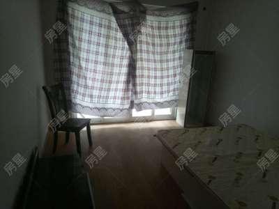 3室2廳2陽(yáng)臺(tái) 世紀(jì)城嵐春苑臥室