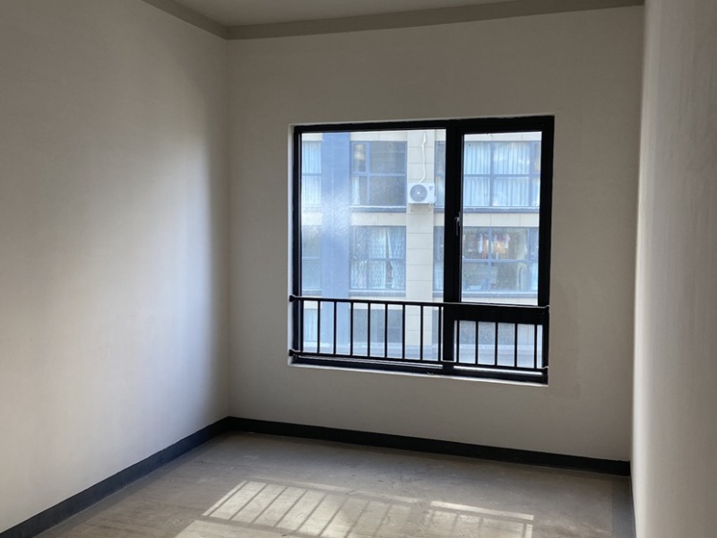 4室2廳2陽臺(tái) 萬科銀海泊岸瀾庭其他