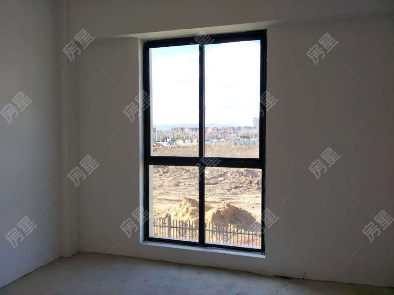 5室3廳4陽臺 滇池ONE7號地塊劍橋公館別墅臥室