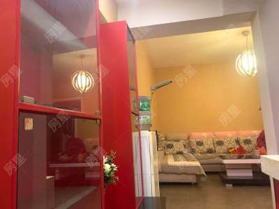 1室1廳1陽臺(tái) 假日城市