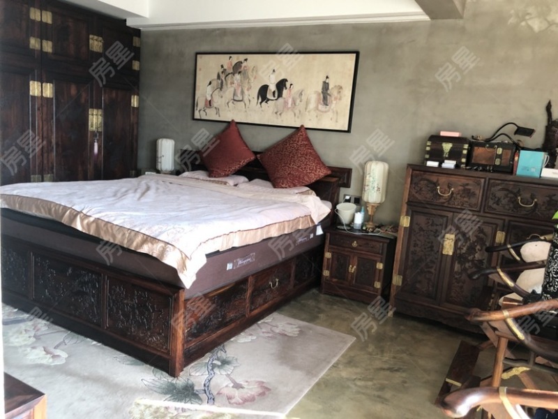 5室2廳4陽臺(tái) 都鐸城邦3號(hào)院別墅臥室