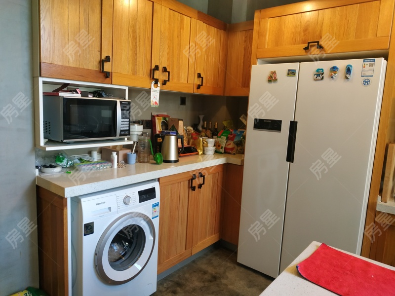 5室2廳4陽臺(tái) 都鐸城邦3號(hào)院別墅廚房