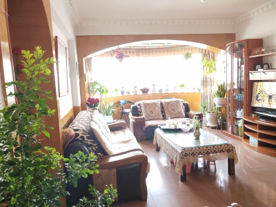 3室2廳2陽臺(tái) 電子大廈住宅樓