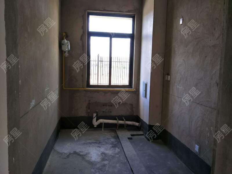 5室3廳4陽臺 滇池ONE7號地塊劍橋公館別墅衛(wèi)生間