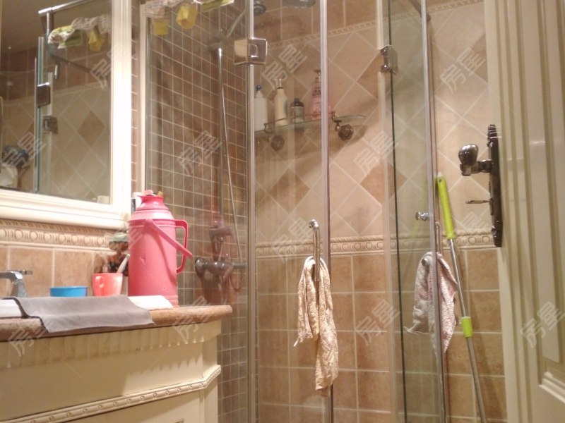 5室2廳3陽臺 印象首日封南區(qū)別墅衛(wèi)生間