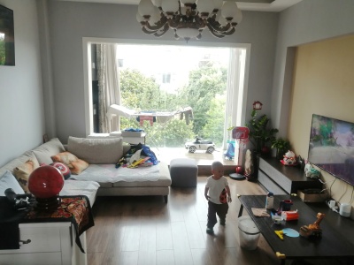 2室2廳2陽臺(tái) 滇池衛(wèi)城藍(lán)港