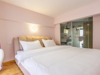 3室2廳1陽臺 中洲陽光公寓客廳