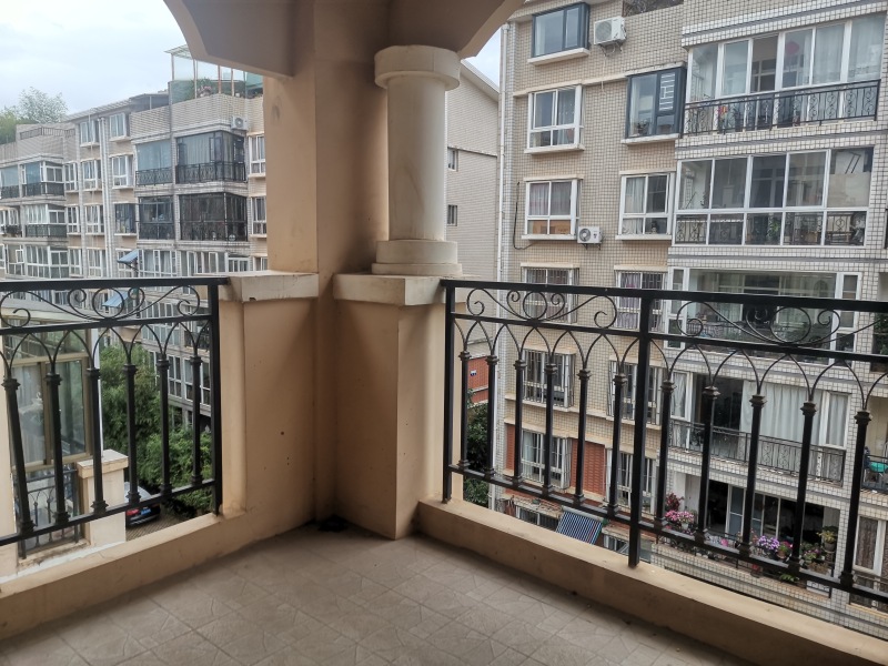 5室3廳3陽臺 采蓮郡其他