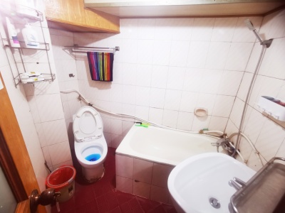 2室2廳1陽(yáng)臺(tái) 麻線營(yíng)小區(qū)