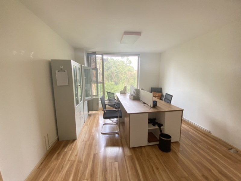 6室3廳4陽臺 云嶺天驕別墅餐廳