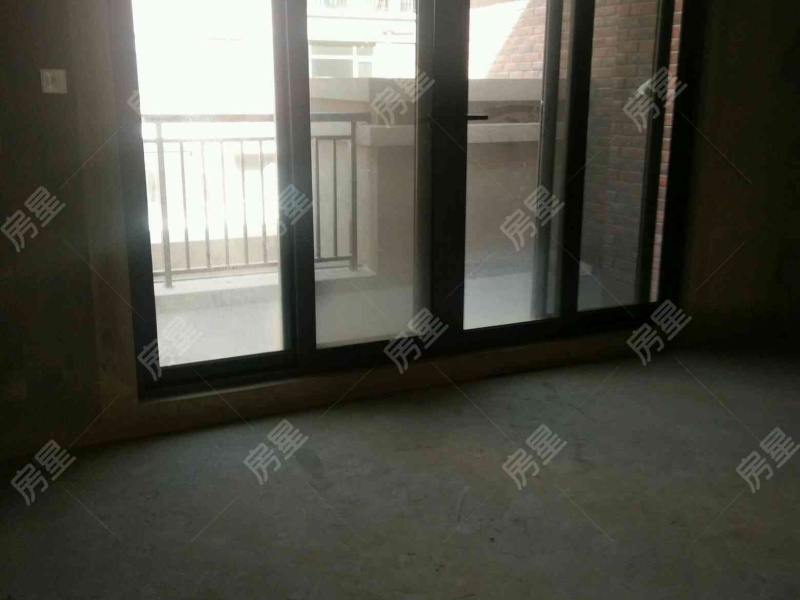 5室2廳3陽(yáng)臺(tái) 都鐸城邦3號(hào)院別墅餐廳