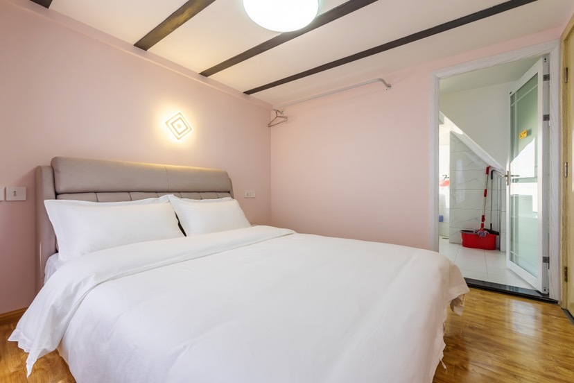 3室2廳1陽臺 中洲陽光公寓客廳