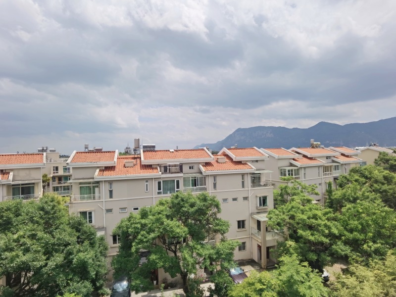 5室2廳3陽(yáng)臺(tái) 滇池花園別墅客廳