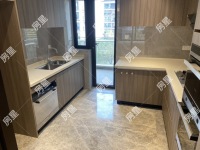 4室2廳2陽臺(tái) 華夏四季一期客廳
