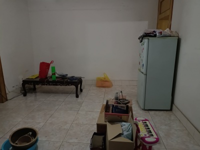 2室1廳1陽臺(tái) 春苑小區(qū)