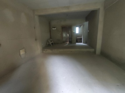 3室2廳1陽臺 萬輝星城