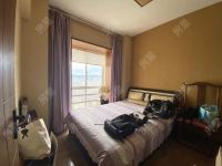 3室2廳2陽臺(tái) 中環(huán)金界臥室