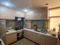 3室2廳2陽臺(tái) 中環(huán)金界廚房