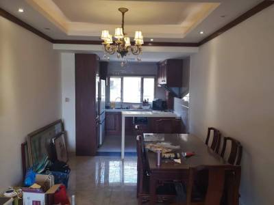 4室2廳2陽臺(tái) 滇池印象花園