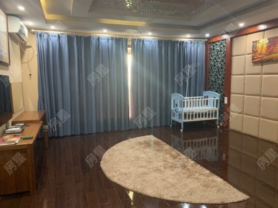 5室2廳2陽臺 新亞洲星云園臥室