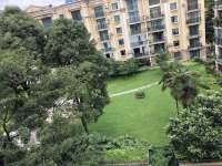 6室3廳3陽(yáng)臺(tái) 世界花苑臥室