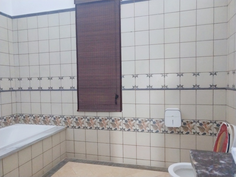 6室3廳2陽臺 昆明恒大云璽別墅衛(wèi)生間