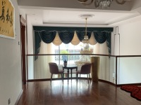 5室2廳3陽(yáng)臺(tái) 金江小區(qū)涵苑別墅客廳