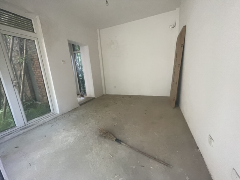 4室2廳2陽臺 茉莉唐朝別墅臥室