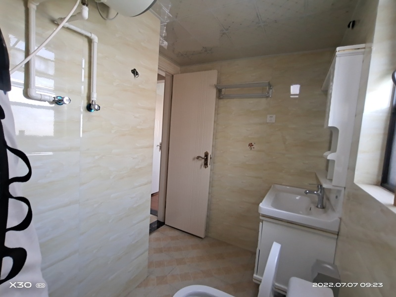 4室2廳2陽臺 公園1903圣維望衛(wèi)生間