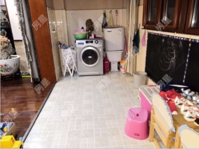 5室2廳2陽臺 新亞洲星云園陽臺