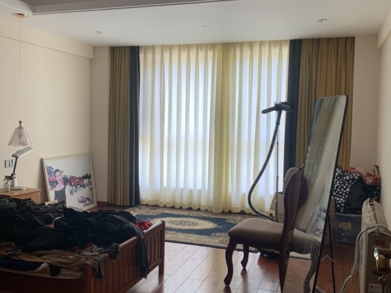 5室2廳3陽(yáng)臺(tái) 金江小區(qū)涵苑別墅客廳