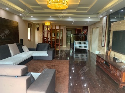 5室2廳2陽臺 新亞洲星云園客廳