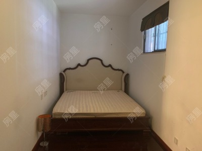 5室2廳2陽臺 新亞洲星云園臥室