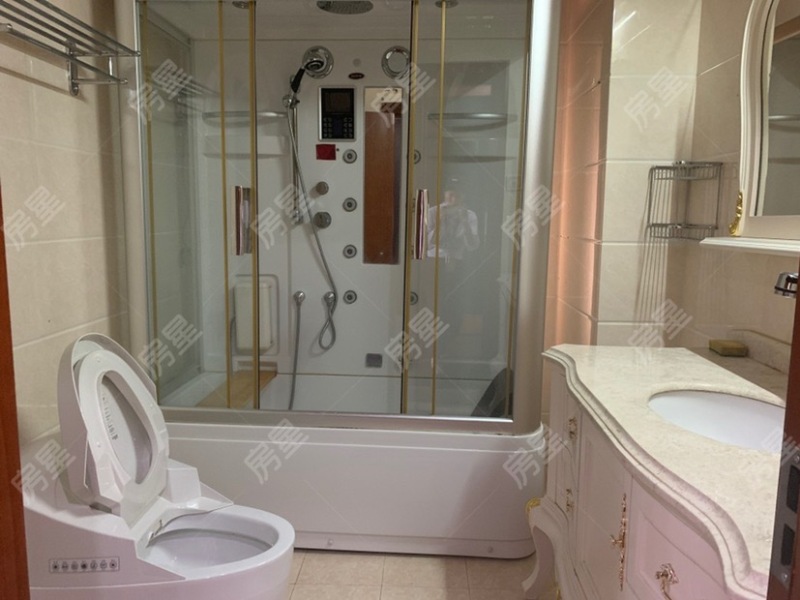 5室2廳2陽臺 新亞洲星云園衛(wèi)生間