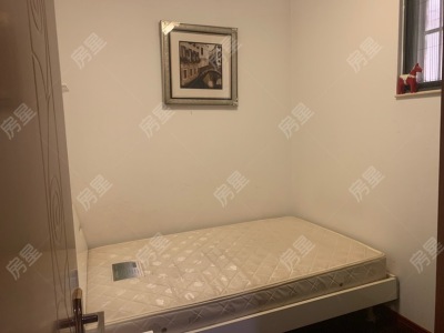 5室2廳2陽臺 新亞洲星云園臥室