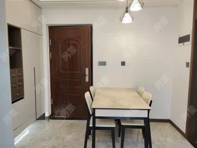 3室2廳2陽(yáng)臺(tái) 萬(wàn)科大都會(huì)一期