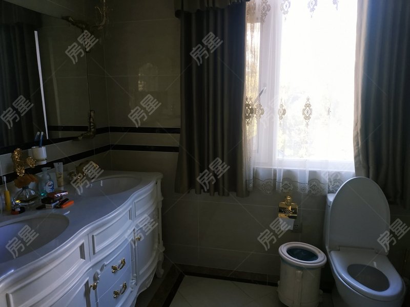 6室3廳 海韻楓丹別墅衛(wèi)生間