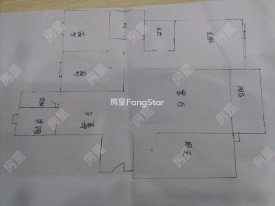 6室1廳2陽臺 世紀(jì)城華春苑