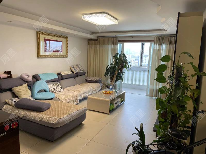 3室2廳2陽臺 世紀城玉春苑客廳