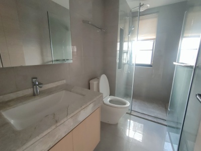 4室2廳2陽(yáng)臺(tái) 華潤(rùn)悅府一期