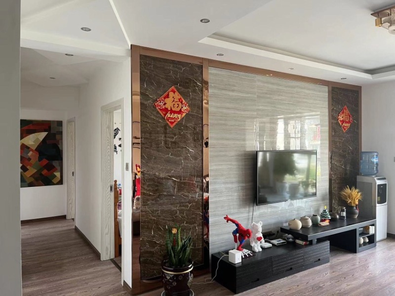 4室2廳2陽臺 德潤朗悅灣客廳