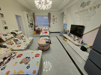 2室2廳1陽臺(tái) 南站小區(qū)