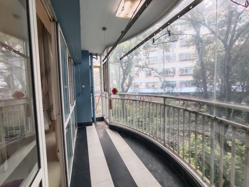 2室2廳1陽(yáng)臺(tái) 愛(ài)尚公寓公寓陽(yáng)臺(tái)