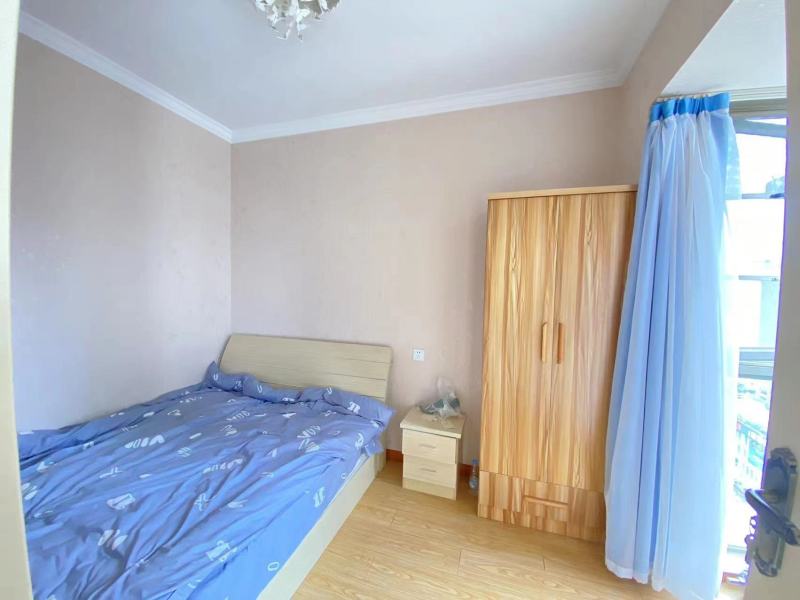 2室2廳1陽臺 世紀(jì)俊園其他