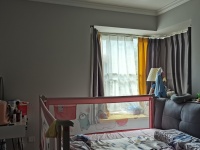 3室2廳2陽臺(tái) 山水融城臥室