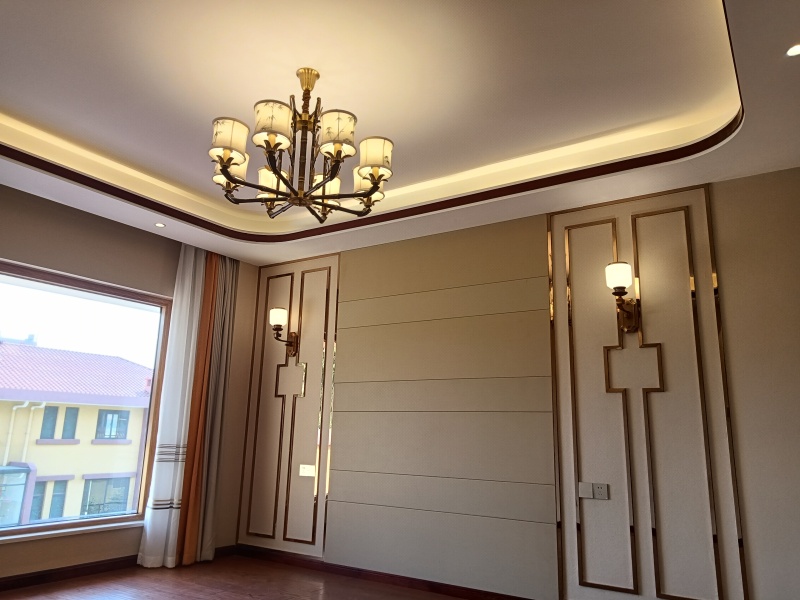 5室3廳3陽臺(tái) 山水潤城別墅客廳