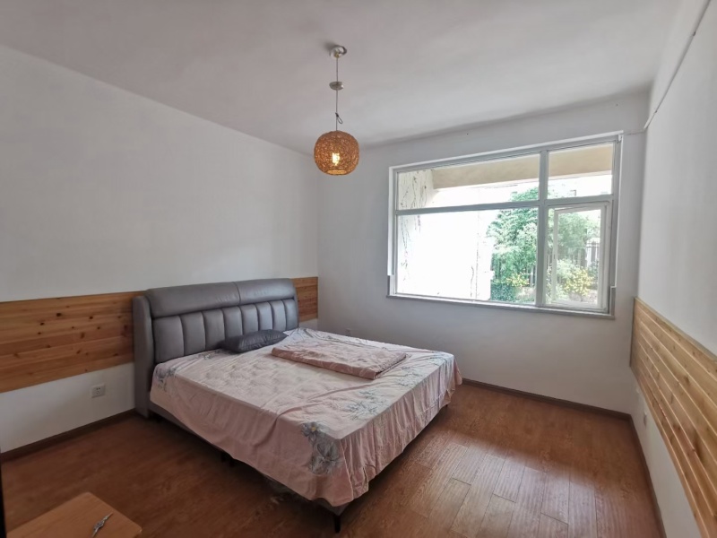 4室2廳2陽臺(tái) 清水木華別墅臥室