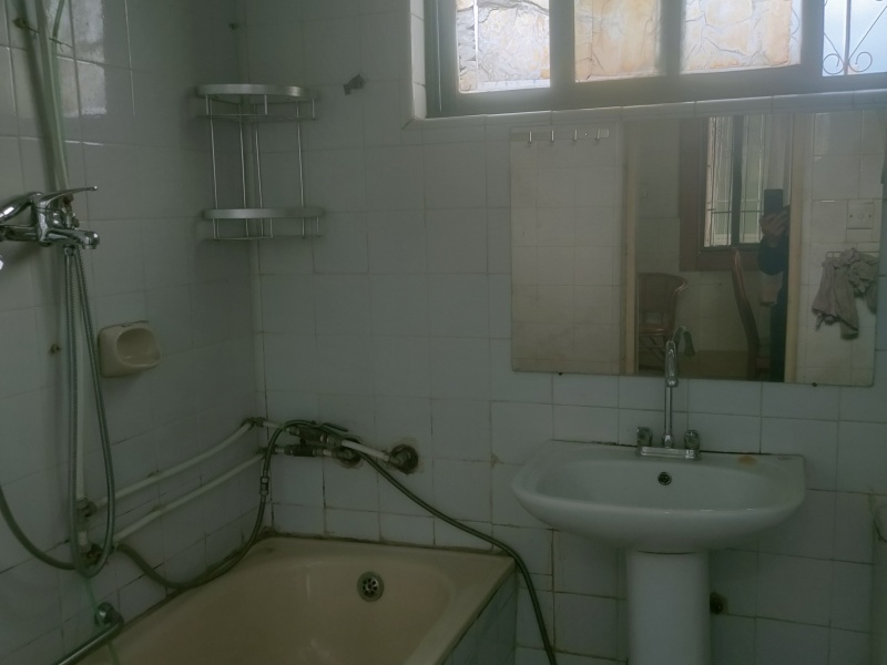 3室2廳2陽臺 紅塔花園客廳