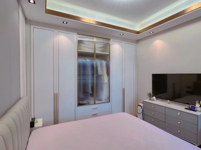 2室2廳1陽臺(tái) 江東境界