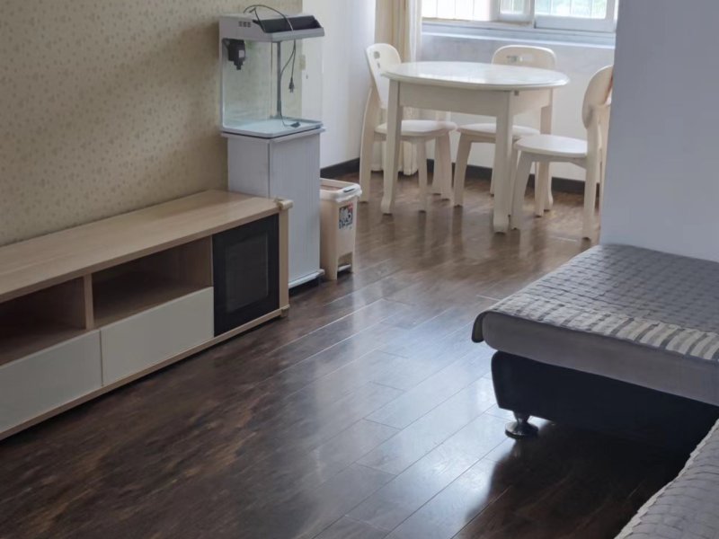 3室2廳 火車北站東貨場(chǎng)客廳